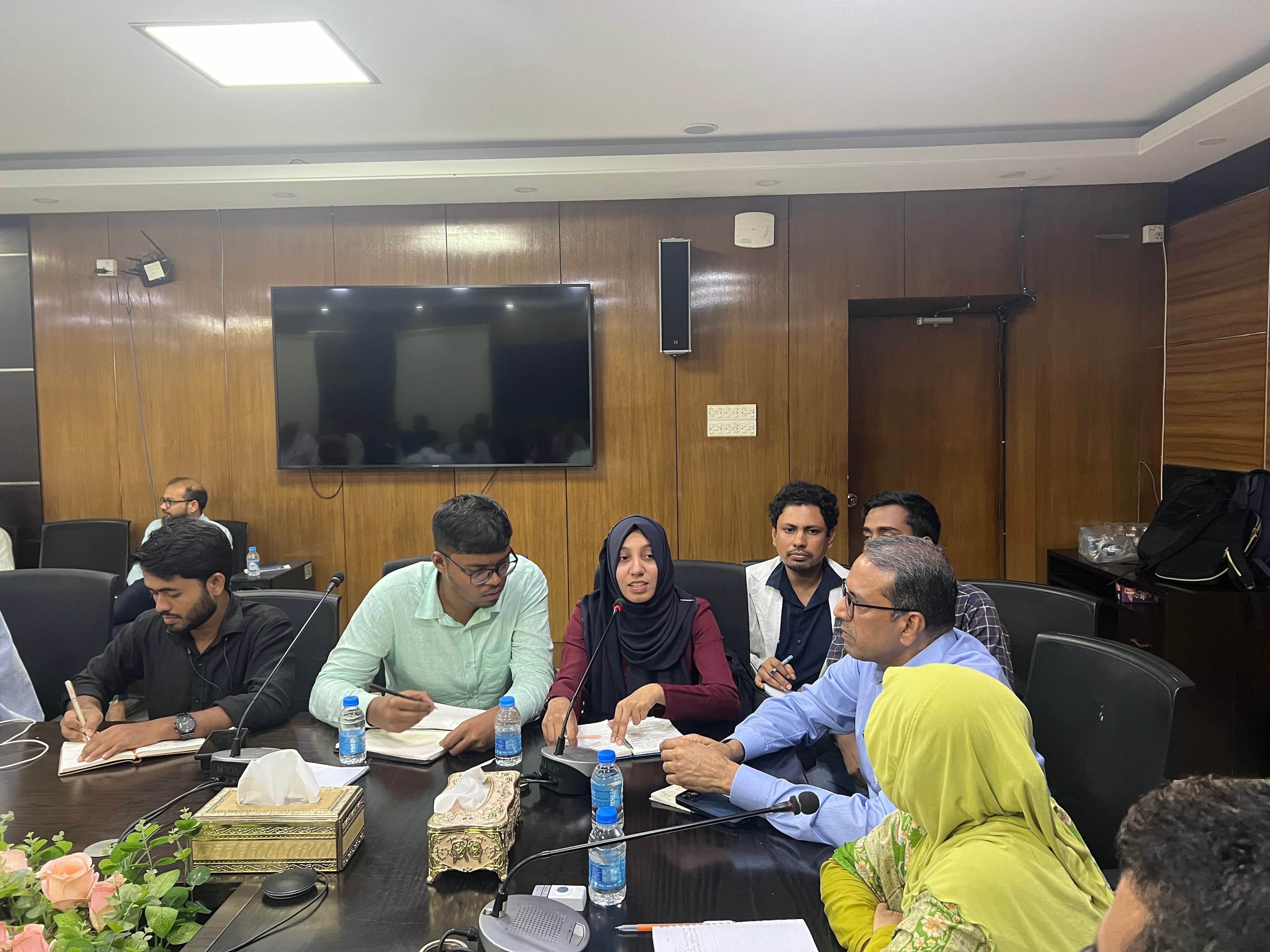 স্বাস্থ্য বিষয়ক কেন্দ্রীয় উপকমিটির সদস্য।